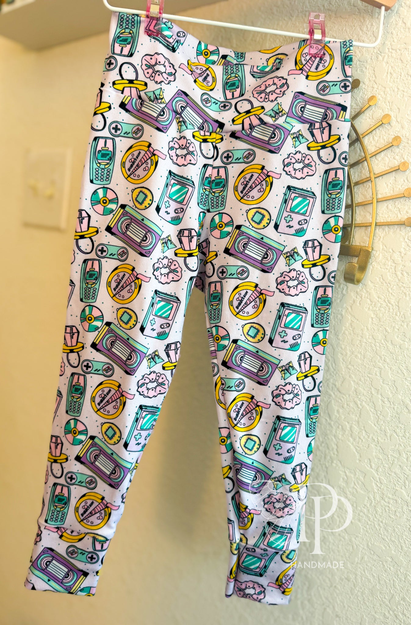 18-24 Retro World Leggings RTS