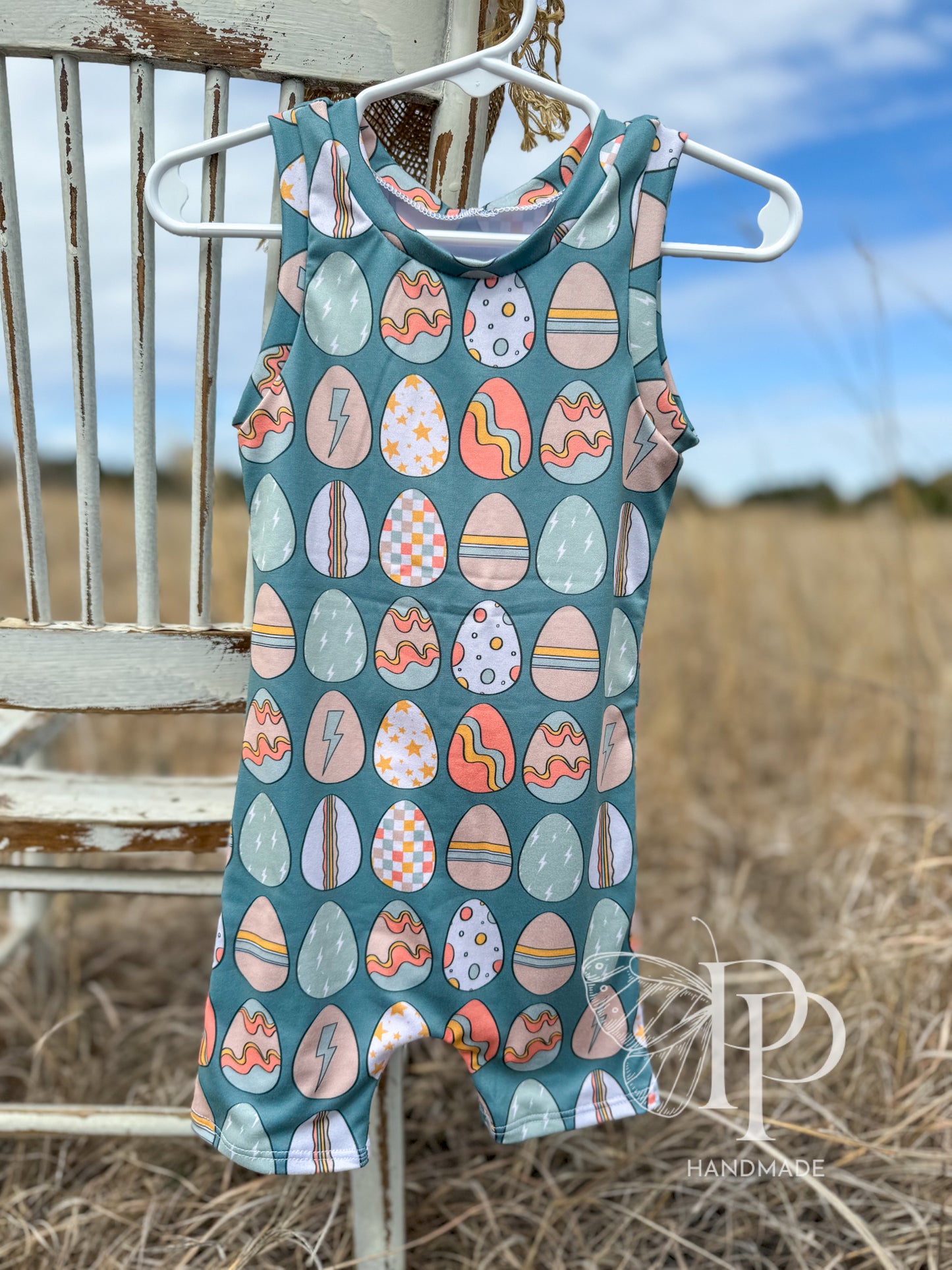18-24 Ollie Romper - Eggcellent